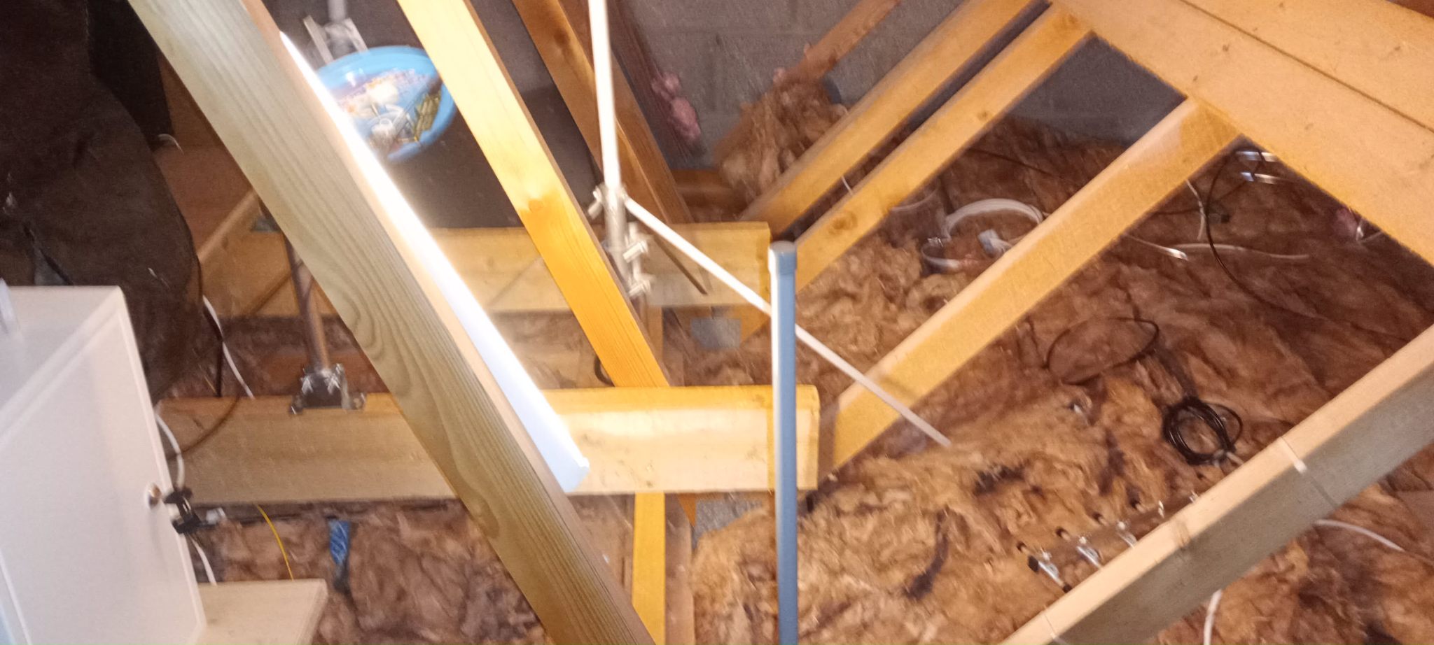 A loft with multiple antennas&nbsp;one for adsb&nbsp;one for acars and then one made with some printed parts and a tin lid for l band