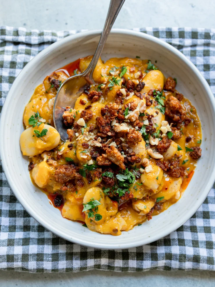 Creamy Honey Nut Squash Butter Beans with Smoky Tempeh Crunch