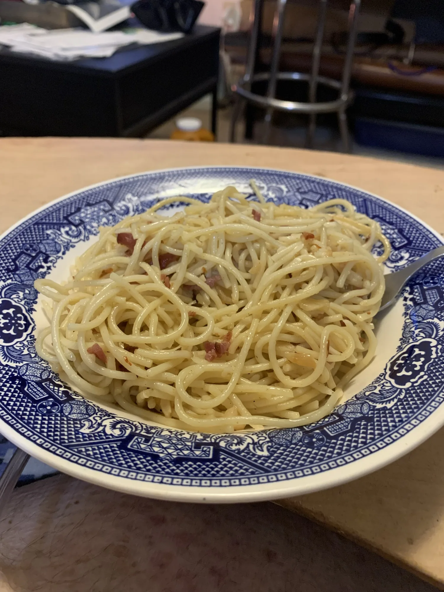 Pasta Aglia e Olio. With bacon In a Blue Willow bowl. &nbsp;&nbsp;